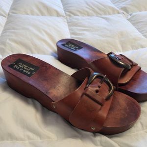 Wooden Italian clogs